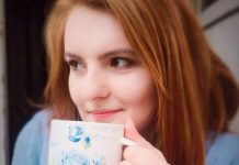 Hai să o ajutăm pe Sabina, o tânără doctoriță ce luptă cu o tumoare cerebrală! Distribuie mai departe